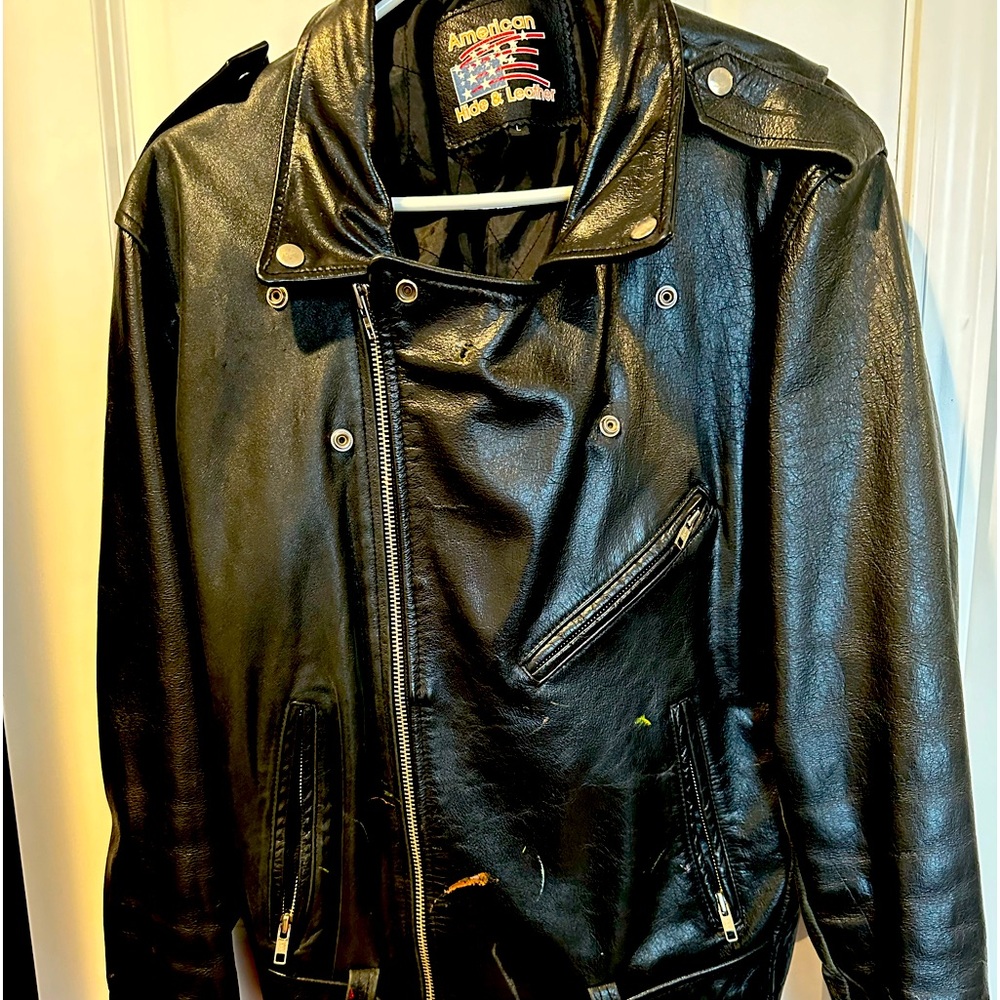 Men’s leather motorcycle jacket